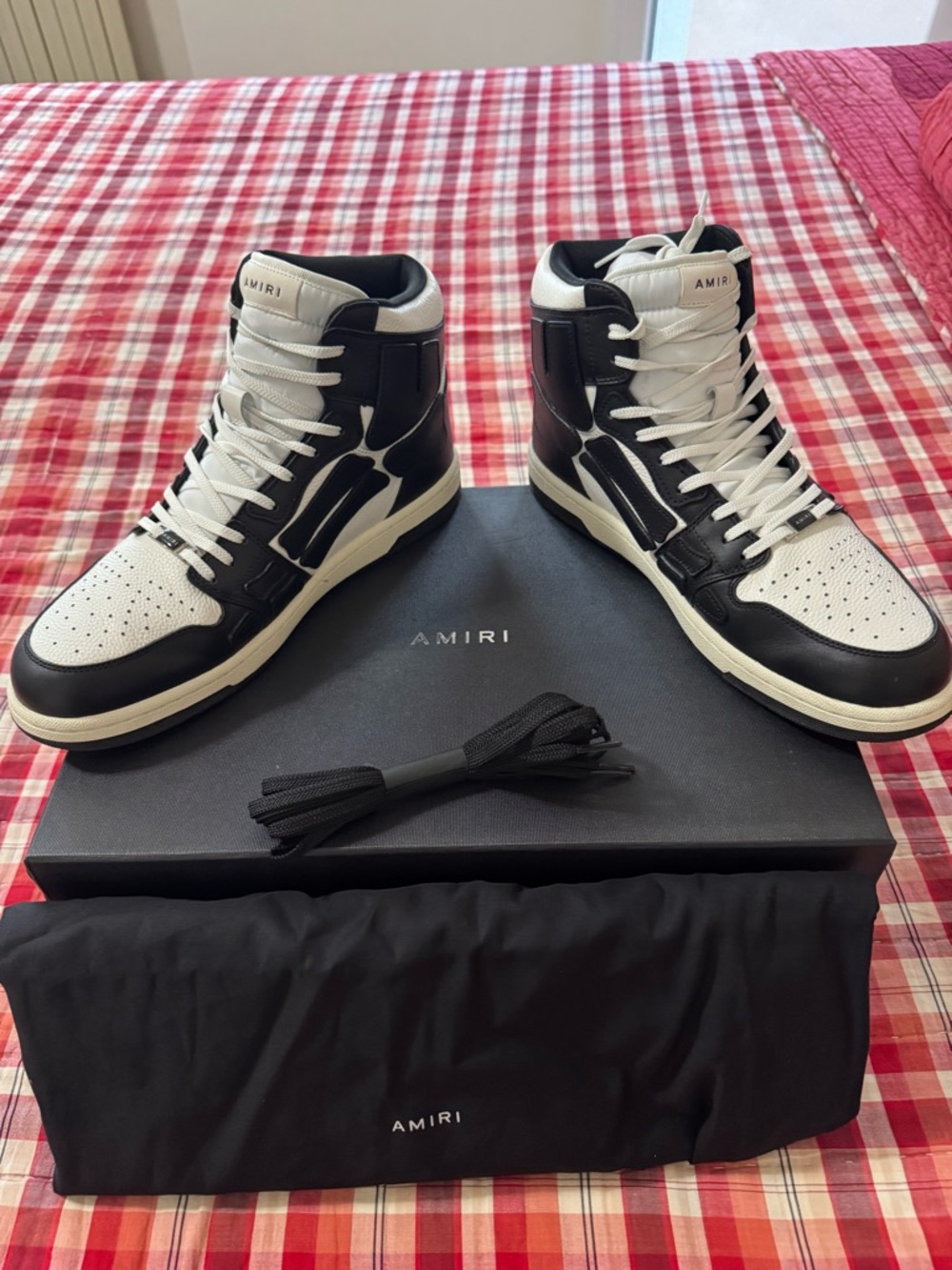 AMIRI Black and White High-Top Leather Sneakers - Picture 5 of 7